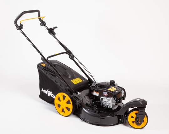 Self propelled zero turn push deals mower